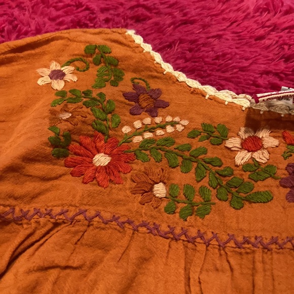 Gypsy Rose Handmade Women’s Flower Shirt - Picture 4 of 16